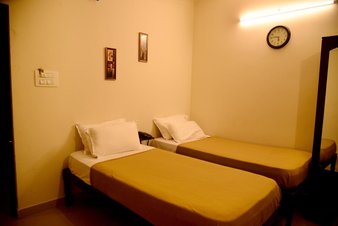 Arjun Inn Chennai Room photo